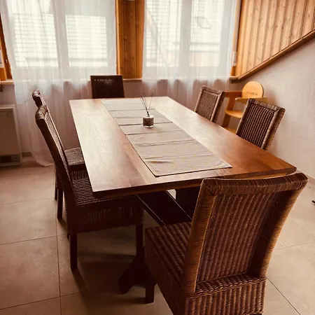 Alpenblick Apartment *